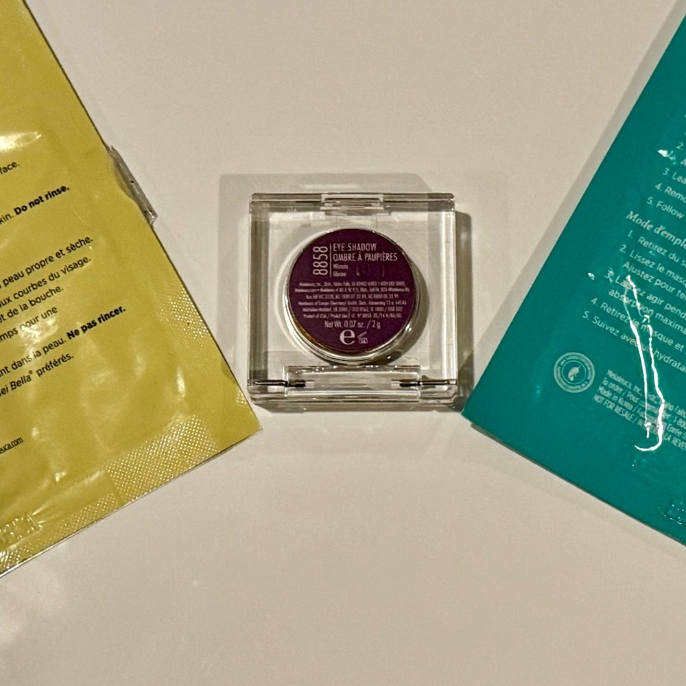 NEW Rare Melaleuca Sei Bella Sheet Masks and Eyeshadow Lot - Picture 9 of 9